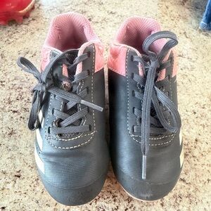 Pink & Grey Cleats